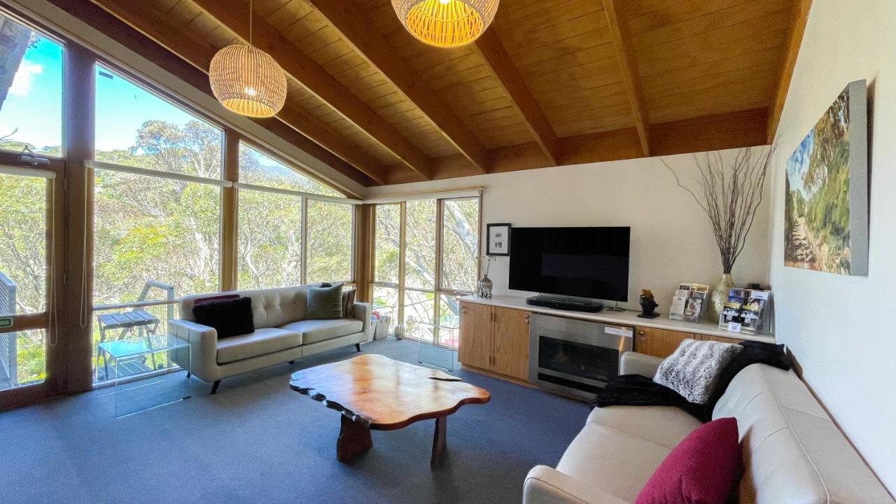 Tanjil Creek Lodge *